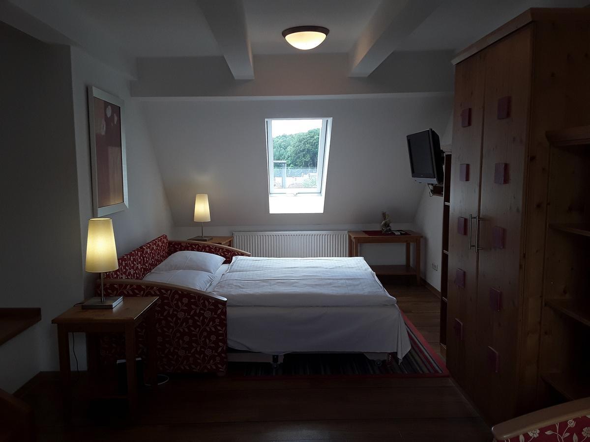 ホテル Landgasthof "Zur Post" Koenigstein  エクステリア 写真